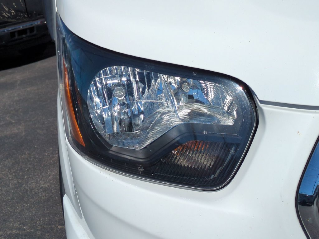 Certified 2024 Ford Transit 350 XLT RWD image 11