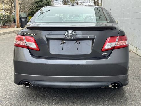 Used 2011 Toyota Camry SE w/ SE Extra-Value Pkg #1 image 9