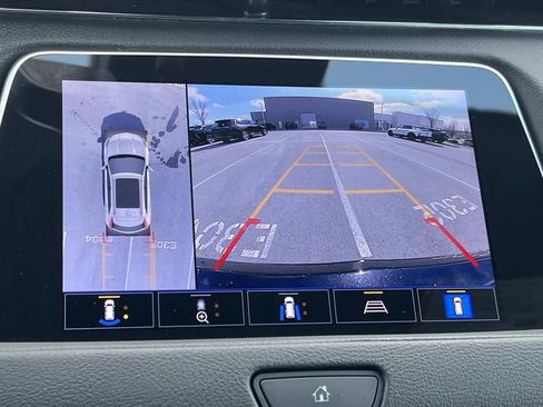 Used 2023 Cadillac XT4 Premium Luxury w/ Enhanced Visibility Package image 36