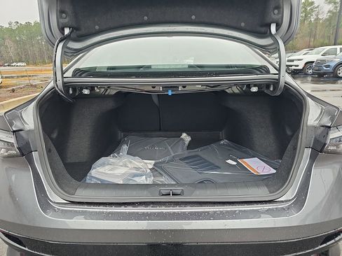 New 2026 Nissan Sentra SR w/ SR All Weather Package FWD image 14