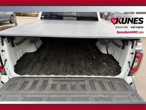 Used 2018 GMC Sierra 1500 SLT w/ SLT Premium Package image 7