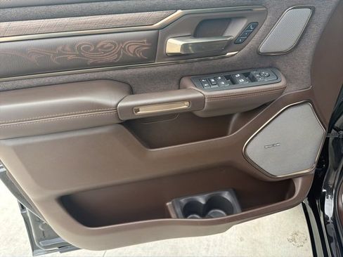 Used 2025 RAM 1500 Limited image 10