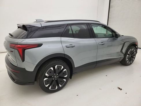 New 2025 Chevrolet Blazer EV RS image 18