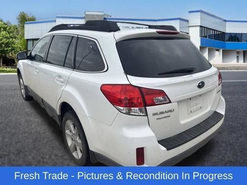 Used 2013 Subaru Outback 2.5i Premium AWD/4WD image 3