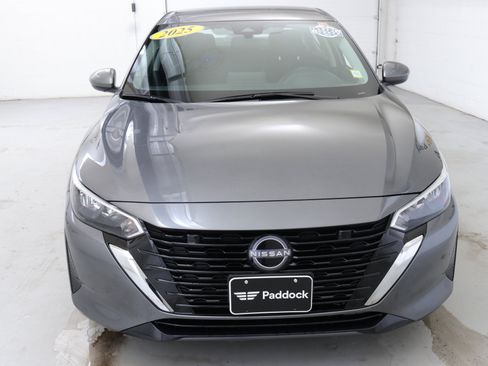 Used 2025 Nissan Sentra SV image 2