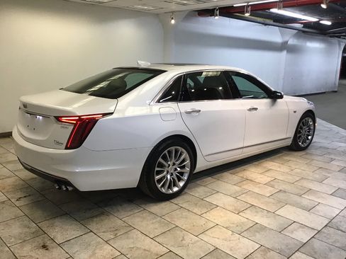 Used 2020 Cadillac CT6 Luxury image 4