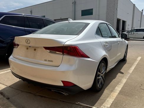 Used 2020 Lexus IS 300 image 7
