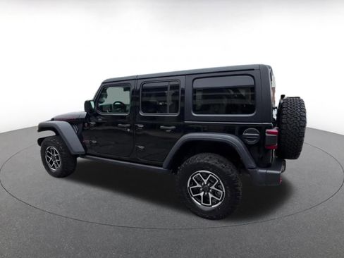 Used 2025 Jeep Wrangler Unlimited Rubicon AWD/4WD image 10