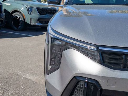New 2025 Kia K4 GT-Line Turbo FWD image 9