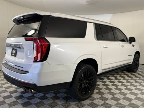 Used 2023 GMC Yukon XL Denali RWD image 8