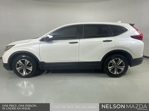 Used 2018 Honda CR-V LX image 9