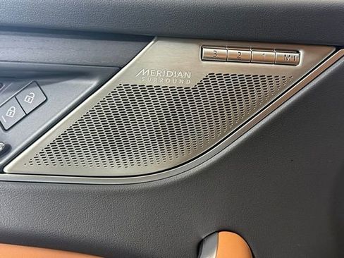 New 2026 Jaguar F-PACE R-Dynamic S image 25