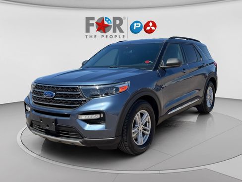 Used 2020 Ford Explorer XLT w/ Equipment Group 202A RWD image 1