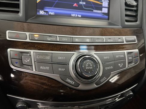 Used 2013 INFINITI JX35 AWD w/ Premium Pkg image 16