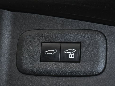 Used 2023 Lexus RZ 450e Premium image 73