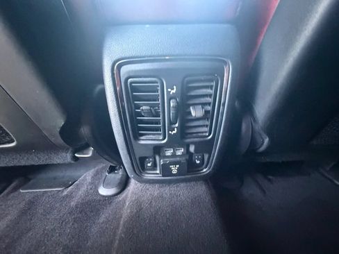 Used 2017 Dodge Durango R/T w/ Blacktop Package RWD image 18