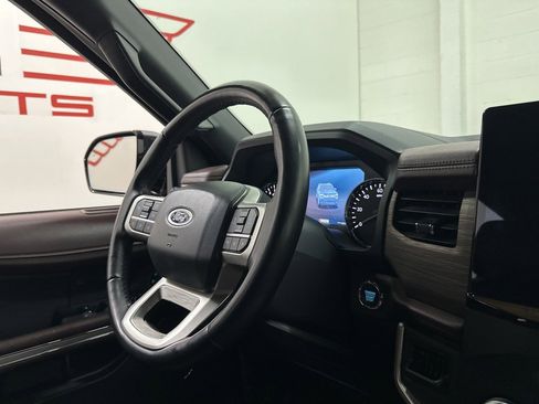 Used 2024 Ford Expedition Max Limited image 61