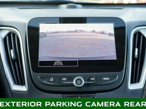 Used 2022 Chevrolet Malibu LS image 13