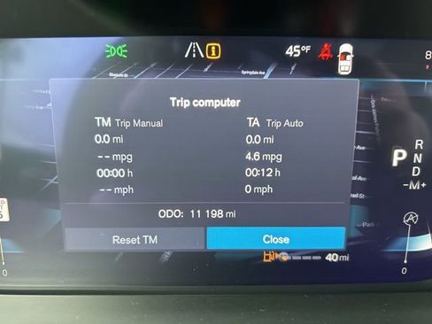 Used 2025 Volvo XC90 B5 Plus image 18