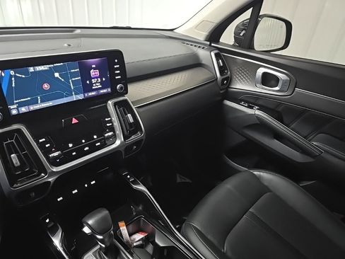 Used 2021 Kia Sorento SX image 26