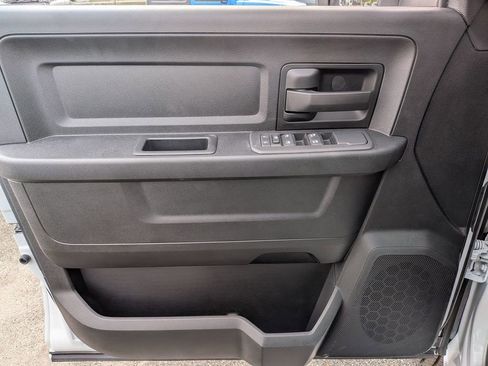 New 2026 RAM 2500 Tradesman w/ Chrome Appearance Group image 14