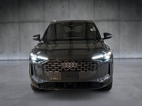 Certified 2025 Audi Q5 Premium Plus w/ Premium Plus AWD/4WD image 8