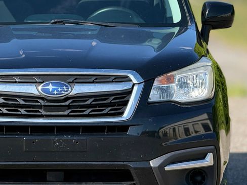 Used 2017 Subaru Forester 2.5i Premium w/ All-Weather Package image 12