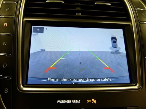 Used 2020 Lincoln Nautilus Reserve w/ Cargo Utility Package image 24