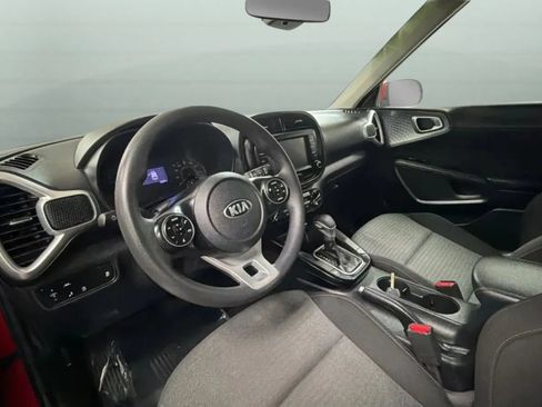 Used 2020 Kia Soul S FWD image 19