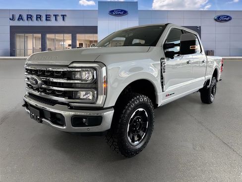 New 2026 Ford F250 King Ranch w/ Tremor Off-Road Package AWD/4WD image 3