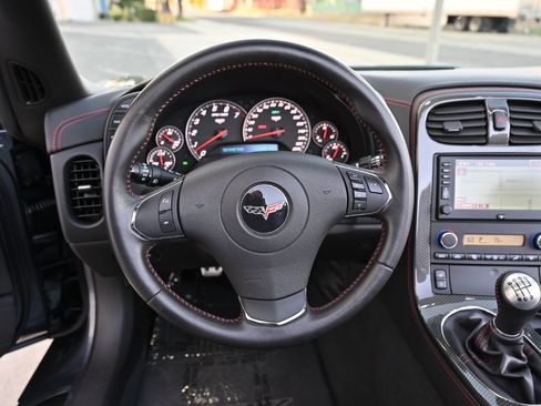 Used 2013 Chevrolet Corvette 427 w/ 1SC Preferred Equipment Group RWD image 22