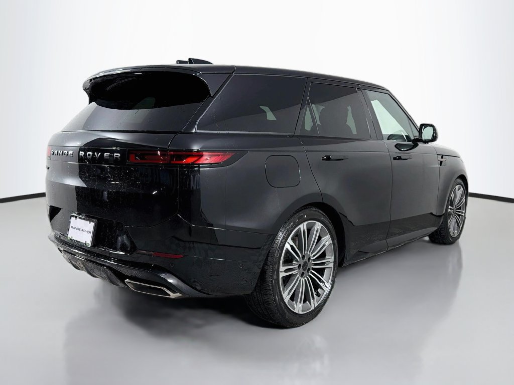 New 2027 Land Rover Range Rover Sport Dynamic SE AWD/4WD image 5