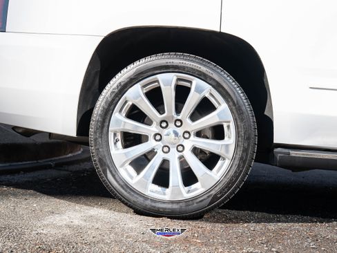 Used 2019 Chevrolet Tahoe Premier w/ Premier Plus Edition image 11