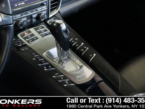 Used 2016 Porsche Panamera 4 Edition image 21