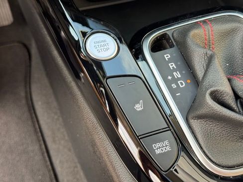 Certified 2025 Kia Soul GT-Line w/ GT-Line Technology Package FWD image 22