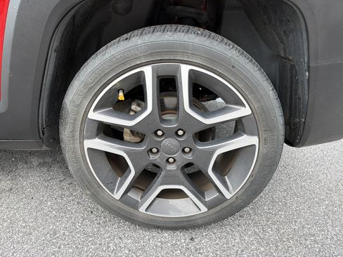 Used 2021 Jeep Renegade Sport FWD image 10