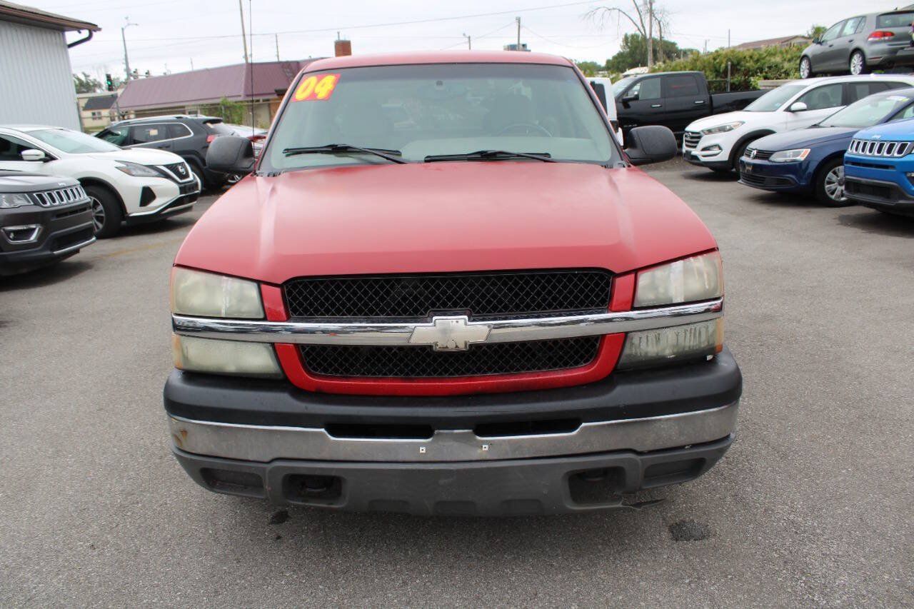 Used 2004 Chevrolet Silverado 1500 LS w/ Light Duty Power Package RWD image 2