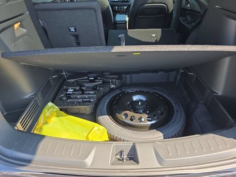 New 2026 Chevrolet TrailBlazer RS w/ Convenience Package AWD/4WD image 25