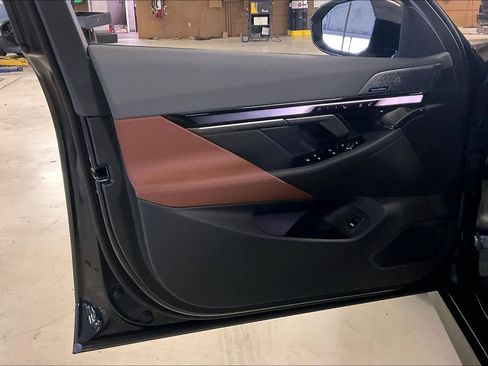 New 2026 BMW 530i 530i w/ M Sport Package image 10