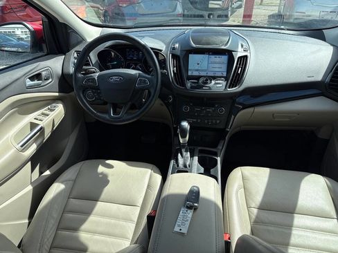 Used 2019 Ford Escape Titanium image 20
