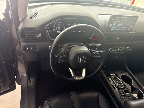 Certified 2023 Honda Pilot Touring image 8