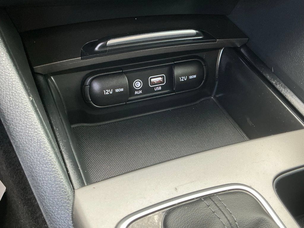 Used 2020 Kia Optima LX FWD image 32
