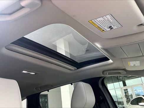 Used 2024 MAZDA CX-90 3.3 Turbo w/ Preferred Package image 14