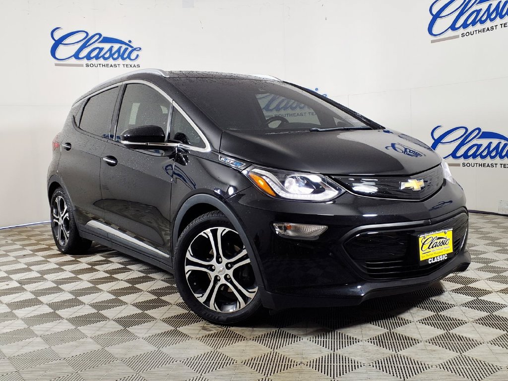 Used 2021 Chevrolet Bolt Premier w/ Infotainment Package FWD image 1