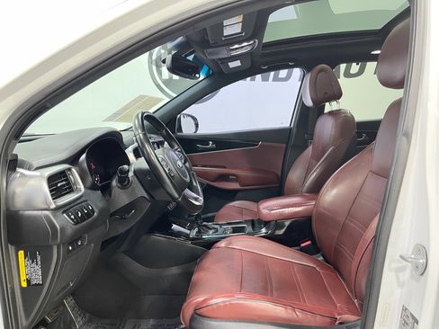 Used 2016 Kia Sorento FWD image 13
