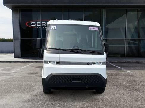 Used 2024 Chevrolet Brightdrop 600 w/ Commercial Equipment Package AWD/4WD image 8