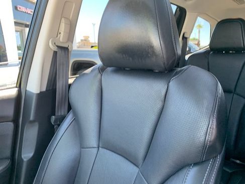 Used 2022 Subaru Ascent Touring AWD/4WD image 26