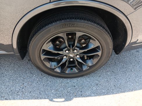 Used 2023 Dodge Durango R/T RWD image 4