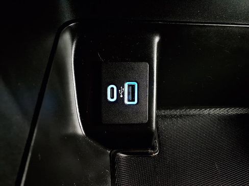 Used 2022 Ford F150 XLT image 11