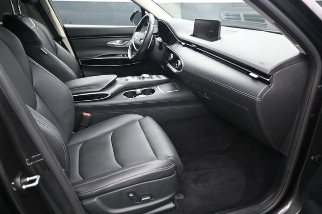 Used 2025 Genesis GV70 2.5T AWD/4WD image 22